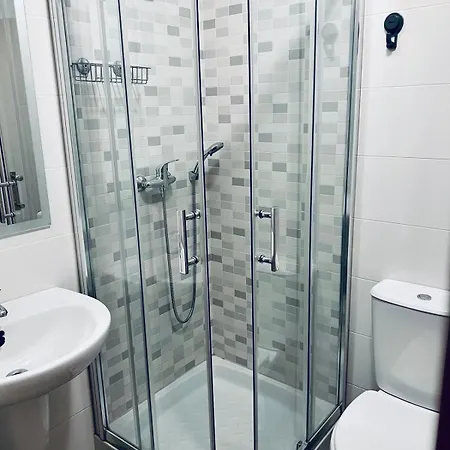 And New Furnished In Centre Διαμέρισμα *