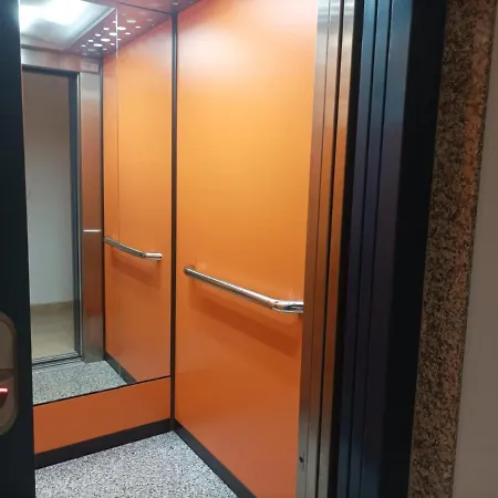 And New Furnished In Centre Appartement *