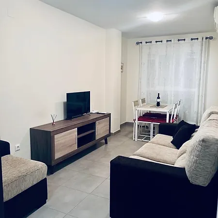 Lejlighed And New Furnished In Centre *