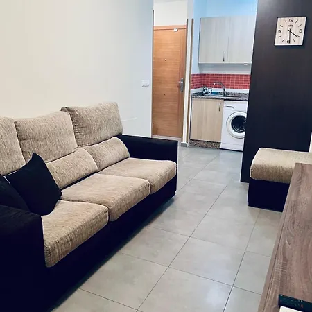 And New Furnished In Centre Lejlighed *