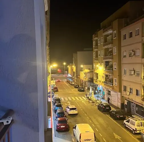 And New Furnished In Centre Apartment