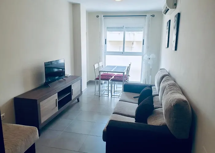 And New Furnished In Centre Apartamento *